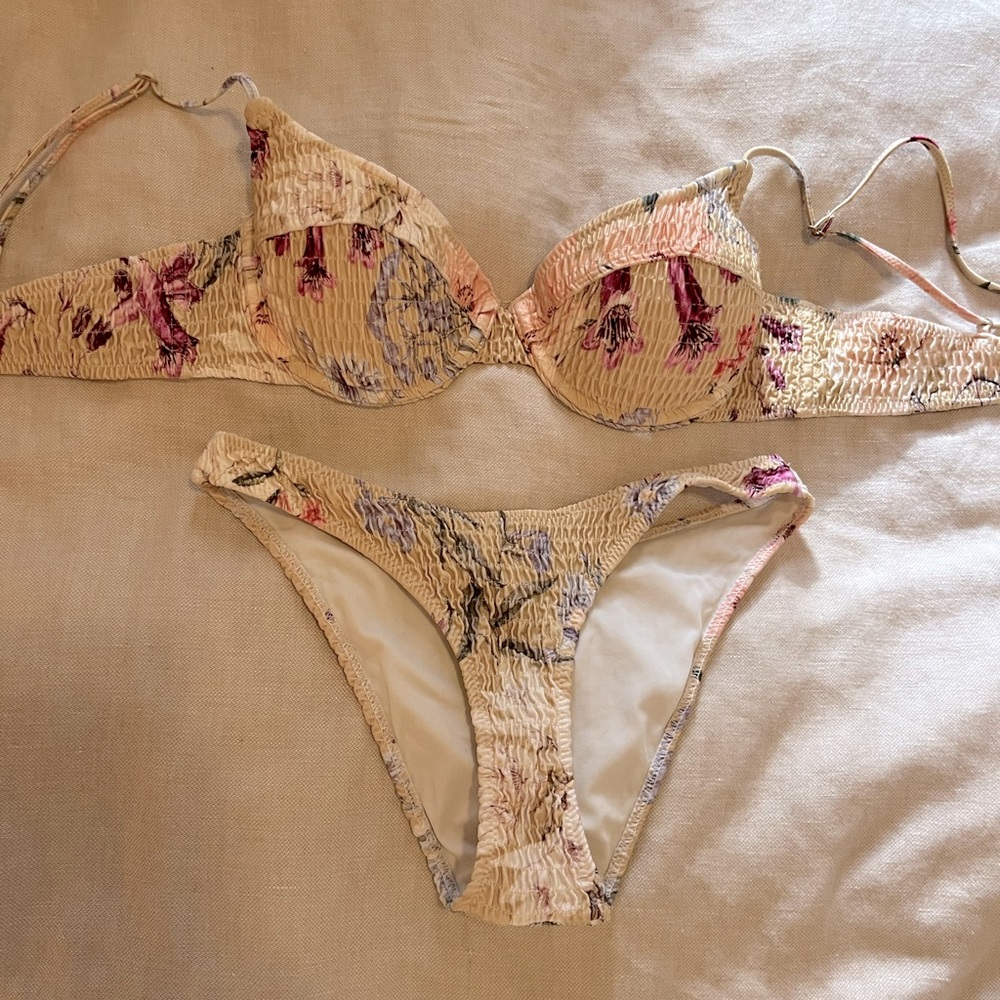 TRIANGL BIKINI